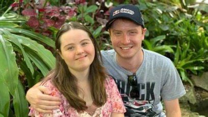 katie and ronan love on the spectrum